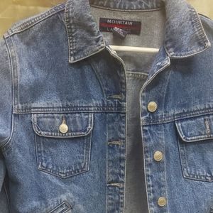 WOMENS MOUNTAIN LAKE CROPPED DENIM JACKET